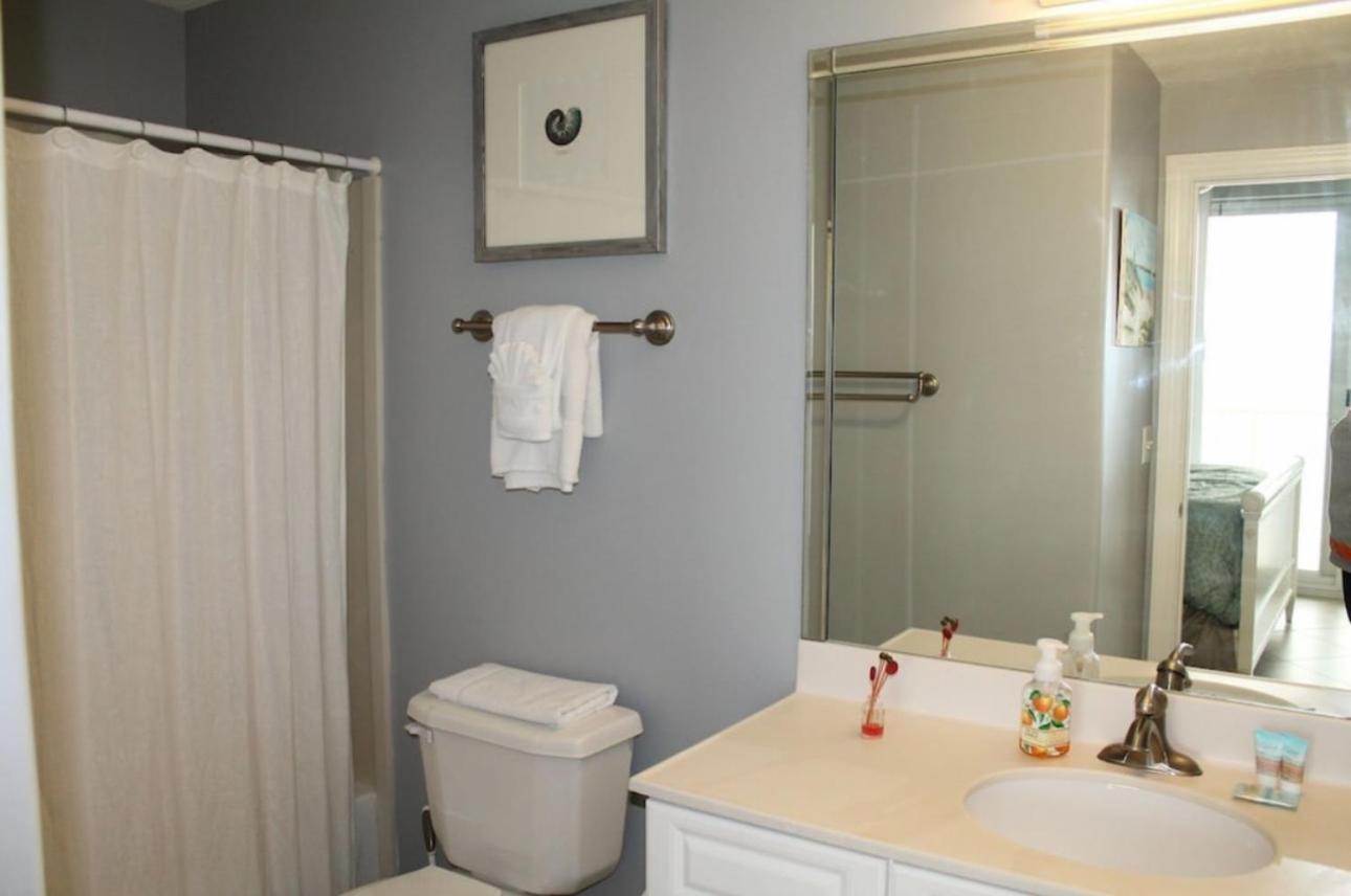 Beautiful Beachfront Views - The Retreat At Emerald Isle Panama City Beach Exterior photo